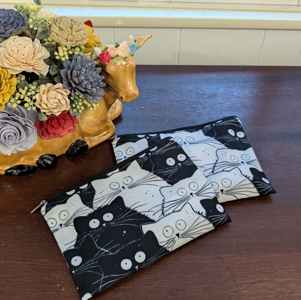 New Black and White Stuffed Cat Print Pouches